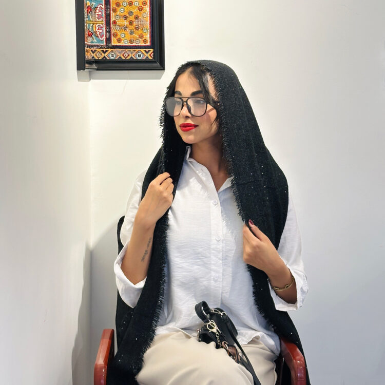 شال بافت پولکدار مشکی