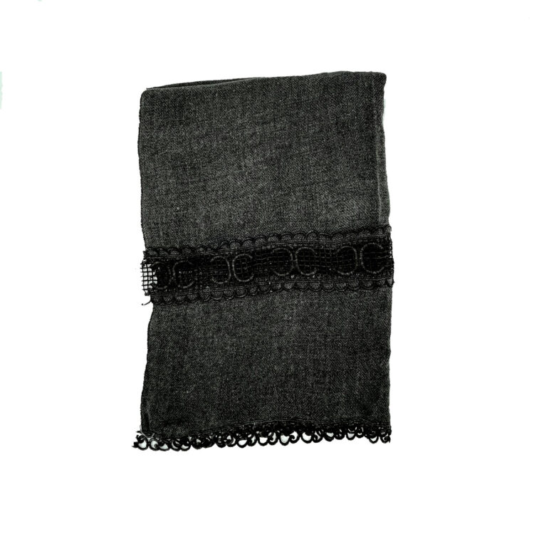 شال پاییزه دانتل دار خاکستری