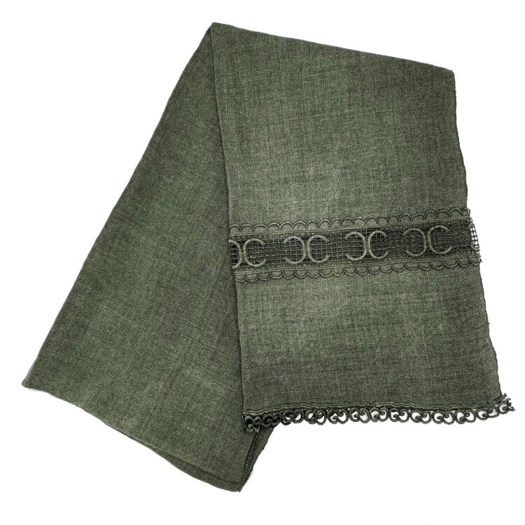 شال پاییزه دانتل دار سبز